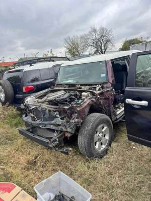 2008 Toyota FJ Cruiser - Sport Utility 2D