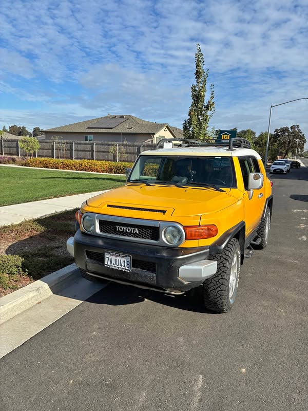 2007 Toyota FJ Cruiser - Sport Utility 2D