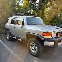 2008 Toyota FJ Cruiser Sport Utility 2D