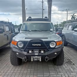 2008 Toyota FJ Cruiser - Sport Utility 2D