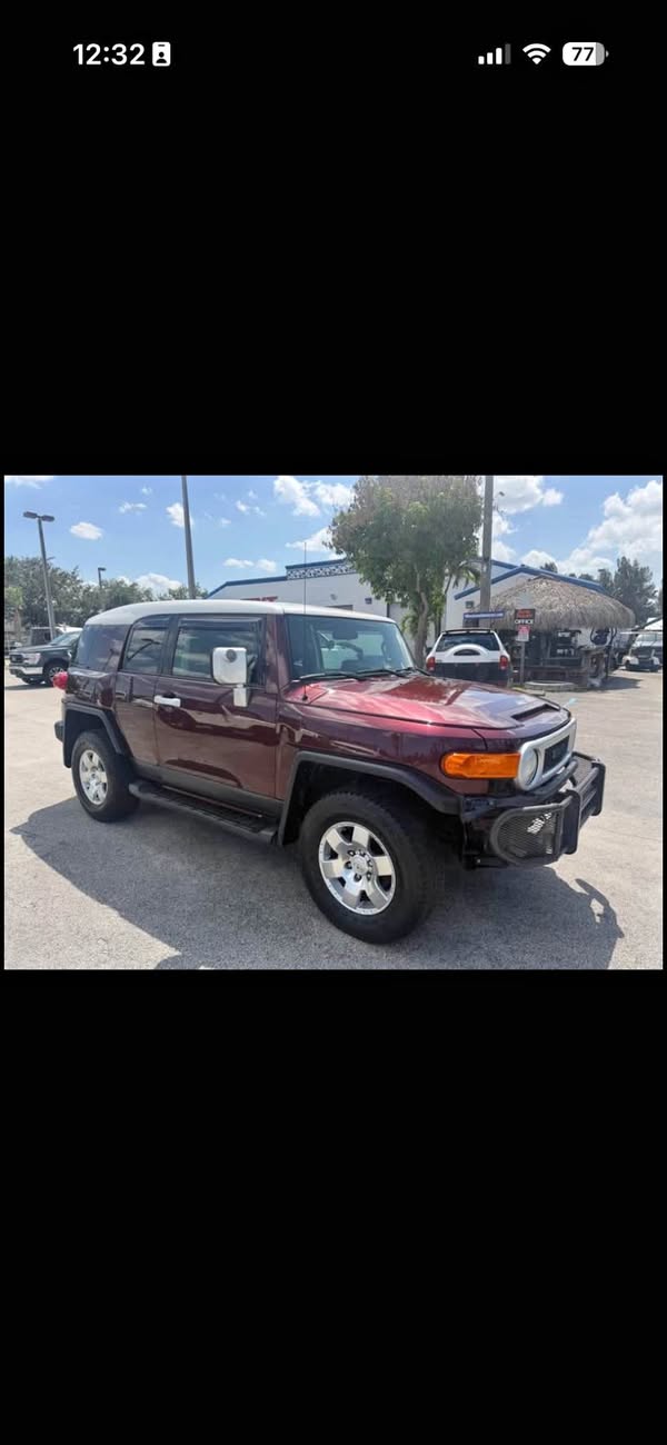 2007 Toyota FJ Cruiser - Sport Utility 2D