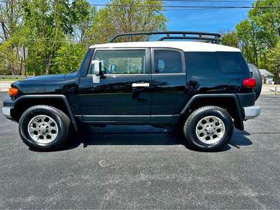 2012 Toyota FJ Cruiser - Sport Utility 2D