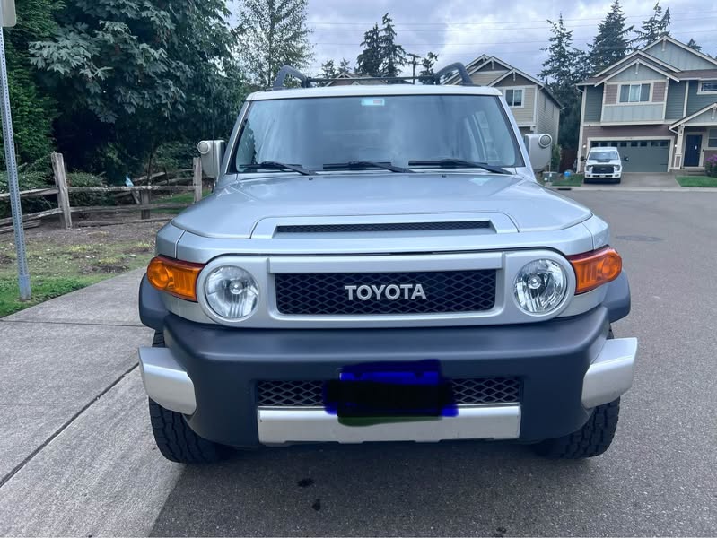 2007 Toyota FJ Cruiser - Sport Utility 2D