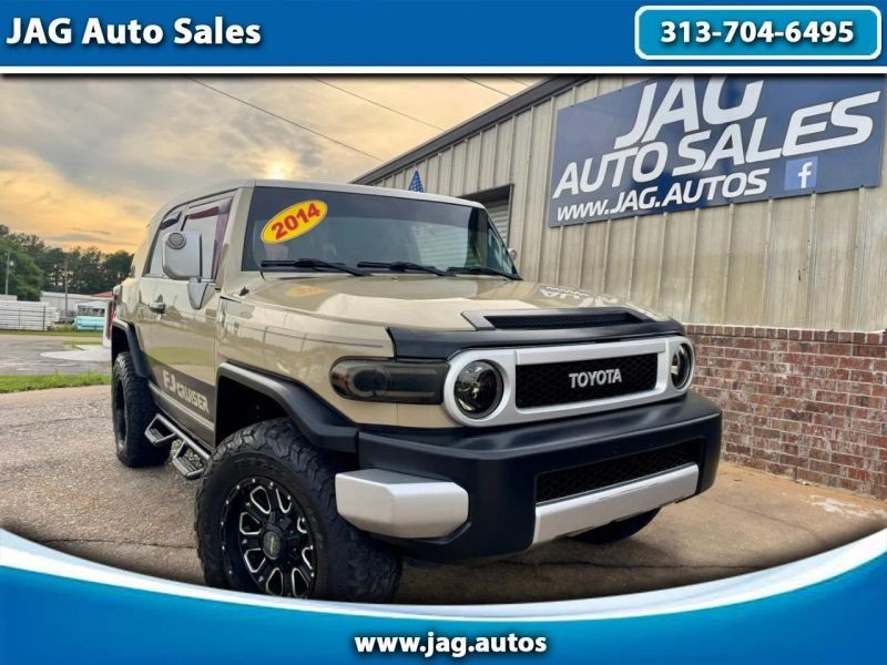 2014 Toyota FJ Cruiser Base