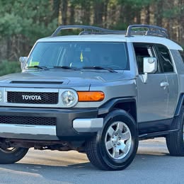 2010 Toyota FJ Cruiser Sport Utility 2D