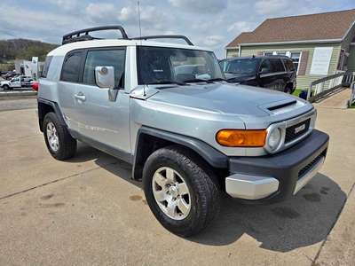 2008 Toyota FJ Cruiser - Sport Utility 2D