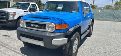 2007 Toyota FJ Cruiser - Sport Utility 2D