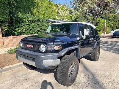 2007 Toyota FJ Cruiser - Sport Utility 2D