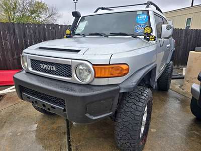 2007 Toyota FJ Cruiser - Sport Utility 2D