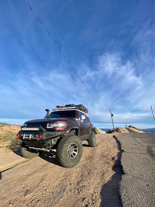 2007 Toyota FJ Cruiser - Sport Utility 2D