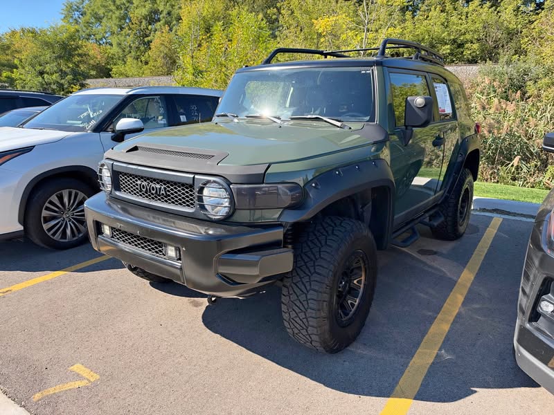 2013 Toyota FJ Cruiser - Sport Utility 2D