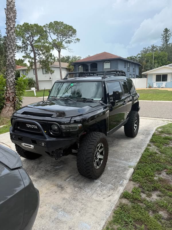 2007 Toyota FJ Cruiser - Sport Utility 2D