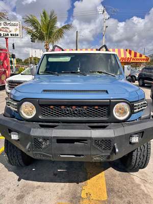 2010 Toyota FJ Cruiser - Sport Utility 2D