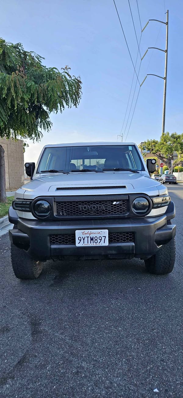 2008 Toyota FJ Cruiser - Sport Utility 2D