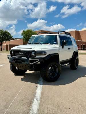 2013 Toyota FJ Cruiser - Sport Utility 2D