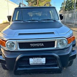 2008 Toyota FJ Cruiser 4WD AT \/ Clean title