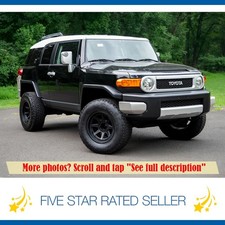 2007 Toyota FJ Cruiser 6SP Diff Lock 4WD 100K Serviced CARFAX We Ship!
