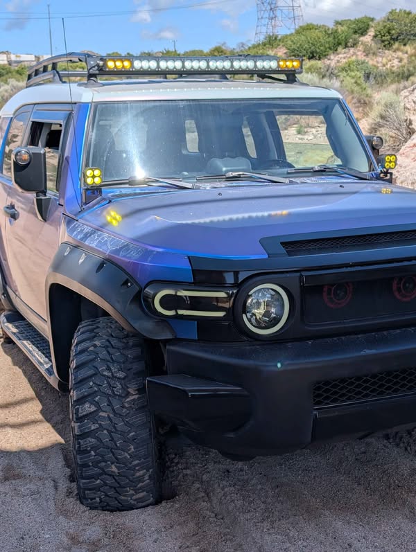 2007 Toyota FJ Cruiser - SUV 4 door