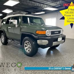 2014 Toyota FJ Cruiser Sport Utility 2D