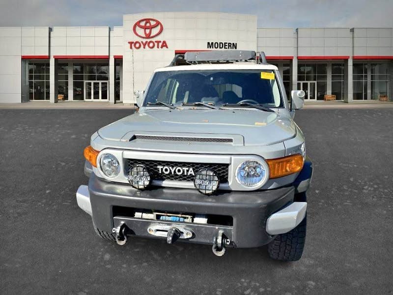 2014 Toyota FJ Cruiser - Base