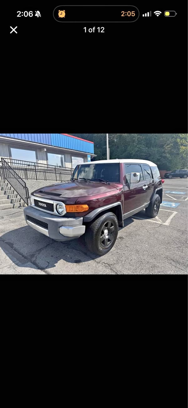 2007 Toyota FJ Cruiser - Sport Utility 2D