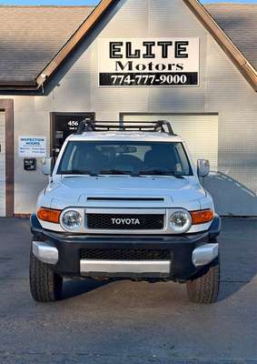 2010 Toyota FJ Cruiser - SPORT UTILITY 4D