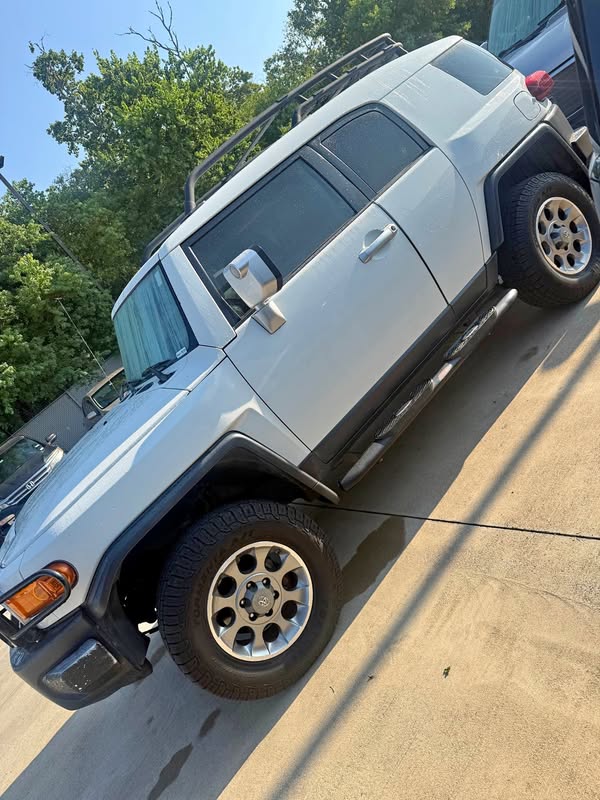 2012 Toyota FJ Cruiser - Sport Utility 2D