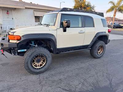 2008 Toyota FJ Cruiser - Sport Utility 2D