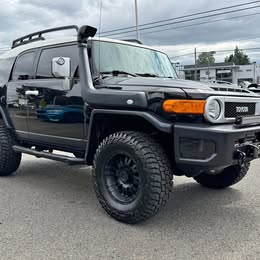 2008 Toyota FJ CRUISER (CLEAN TITLE)