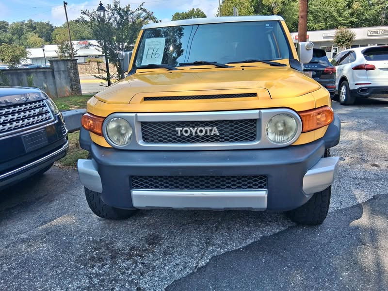 2007 Toyota FJ Cruiser - Sport Utility 2D