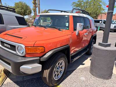 2013 Toyota FJ Cruiser - Convenience package