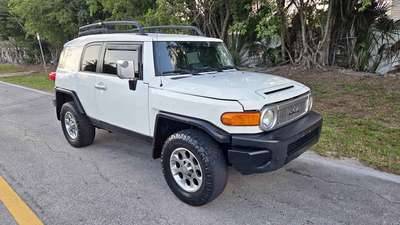 2012 Toyota FJ Cruiser - Sport Utility 2D