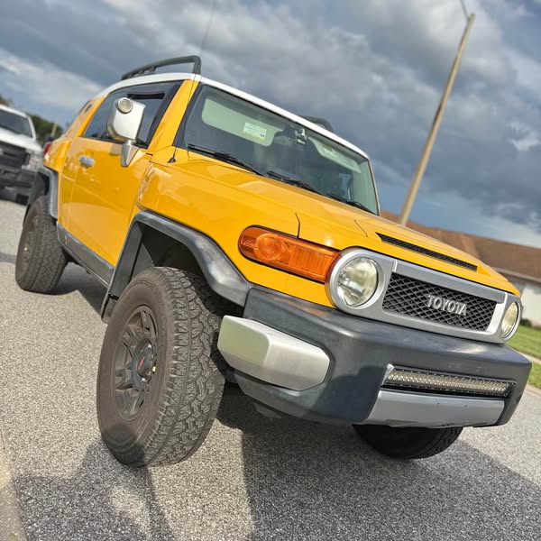 2007 Toyota FJ Cruiser - 4x4