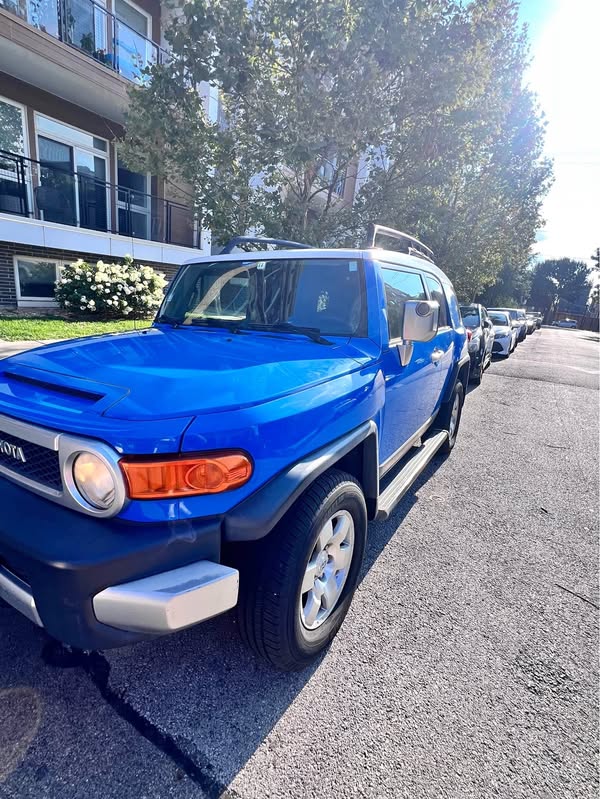 2007 Toyota FJ Cruiser - Base 4WD automatic