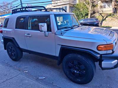 2008 Toyota FJ Cruiser - Sport Utility 2D