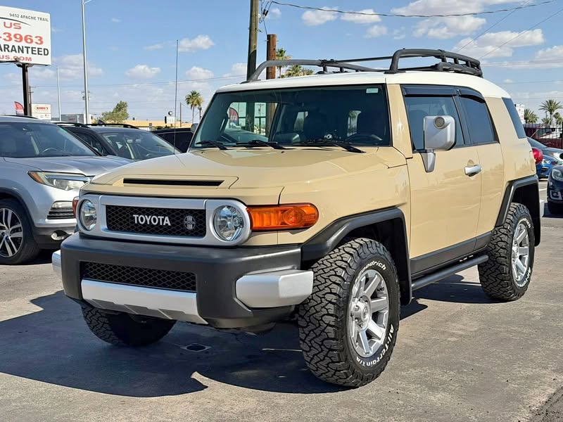 2014 Toyota FJ Cruiser Sport Utility 2D