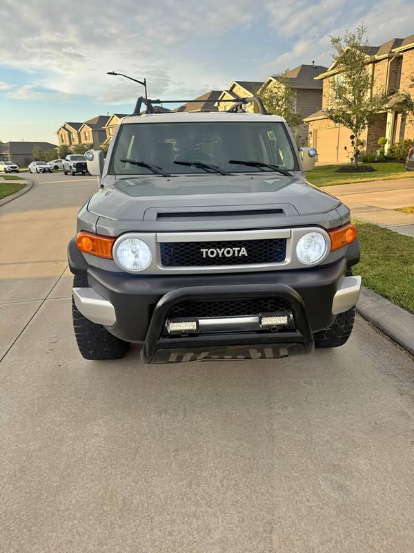 2014 Toyota FJ Cruiser - Sport Utility 2D