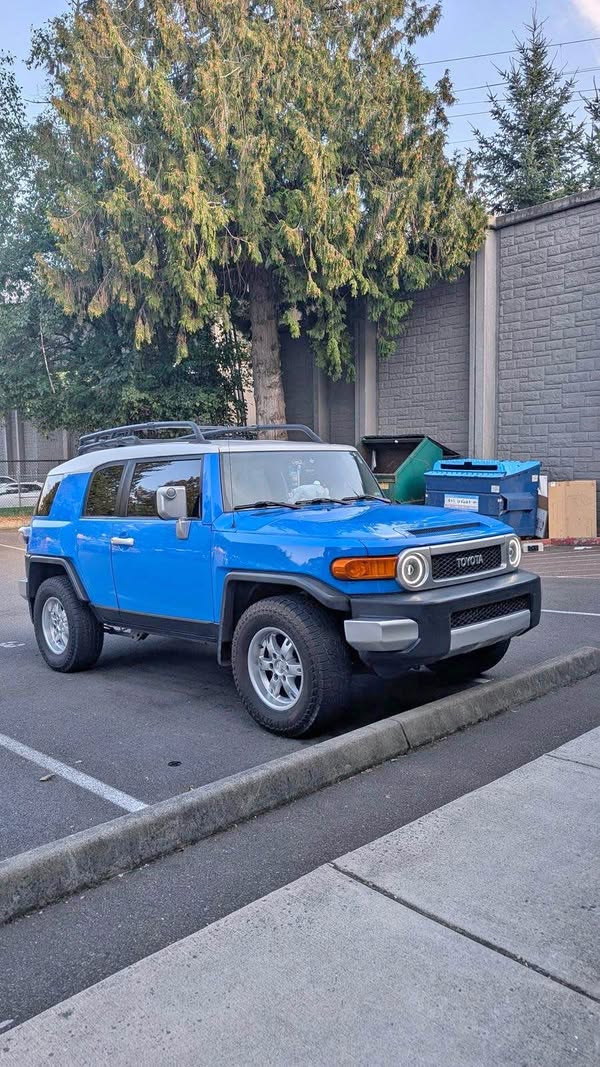 2007 Toyota FJ Cruiser - 4x4