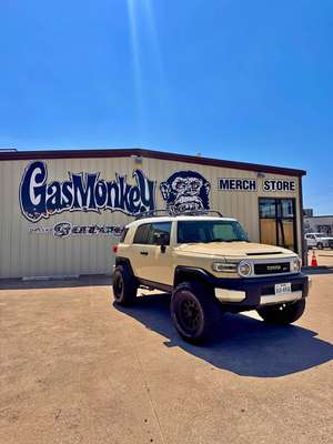 2008 Toyota FJ Cruiser - Sport Utility 2D