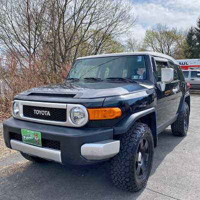 2008 Toyota FJ Cruiser - Sport Utility 2D