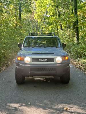 2014 Toyota FJ Cruiser Sport Utility 2D