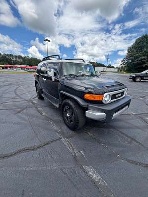 2008 Toyota FJ Cruiser - Sport Utility 2D