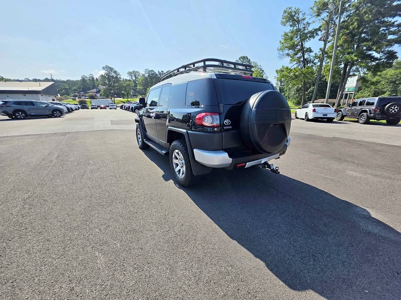 2014 Toyota FJ Cruiser - Sport Utility 2D