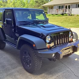 2012 Toyota FJ Cruiser - Sport Utility 2D