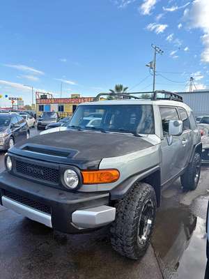 2012 Toyota FJ Cruiser - 4X4