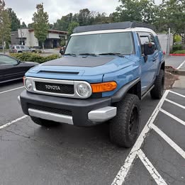 2011 Toyota FJ Cruiser - Sport Utility 2D