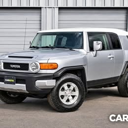 2008 Toyota FJ Cruiser ONLY 2 OWNERS - 4X4 - HARD TO FIND - ONLY 2 OWNERS - 4X4 - CRUISE CONTROL