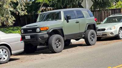 2008 Toyota FJ Cruiser - Sport Utility 2D