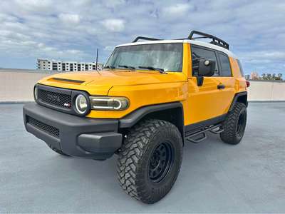 2007 Toyota FJ Cruiser - Sport Utility 2D