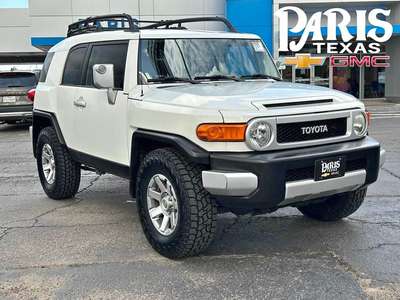 2014 Toyota FJ Cruiser - Base